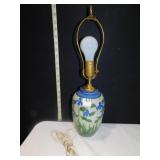17" H PORCELAIN LAMP