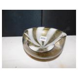 ART GLASS ASHTRAY 7" D X 3" H GOLD WHITE CASED