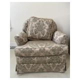 DREXEL HERITAGE - LIKE NEW CONDITION SWIVEL