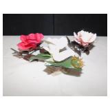 BOEHM PORCELAIN ROSES 2 - WHITE ONE HAS BROKEN