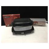 WEST BEND HOT PLATE WITH CORD, NEW TURKEY LIFTER