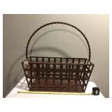 LARGE IRON BASKET 27X27X10.5