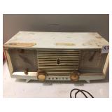 ZENITH RADIO LONG DISTANCE MODEL A516W