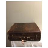 VINTAGE SAMSONITE SUITCASE