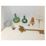 COVERED BOX, HUMMEL B W/ BROKEN LEG ETC.