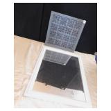 MIRROR AND METAL DECORATION