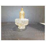 ANTIQUE GLASS ATOMIZER WITH LID