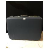 SAMSONITE SUITCASE