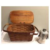 PICNIC BASKET WOV- N-WOOD BY JERYWIL HANDLE