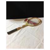 DAVIS PROFESSIONAL TENNIS RACK W/ COVER