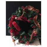 28" ROUND CHRISTMAS WREATH