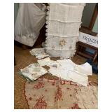 VINTAGE APRON, NAPKINS, HAND STITCHED LINENS