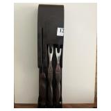 CUTCO CARVING SET