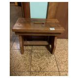 SOLID WOOD STEP STOOL