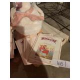 MOTHER GOOSE STORY TELLER BATTERY OP W/ BOOKS.