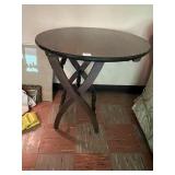 FOLDING TABLE 24" ROUND