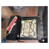 WM CORPORATION TURNTABLE W/ MON TONE ARM EXTRA