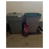 2 TRASH CAN, WORLDS BEST CAT LITTER.