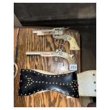 TEXAN AND PIRATE DOUBLE BARREL GUNS WITH BELT