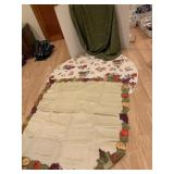 GREEN, WHITE TABLE SET, PLACEMATS ETC.