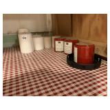 10 CANDLES AND HOLDER NEW