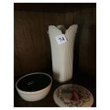 LENOX VASE & MUSIC BOX, THE GLORIOUS ANGEL 1997