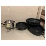TWO ROASTERS, SAUCER PAN, SKILLET