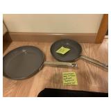 WILLIAM SONOMA NON STICK PANS