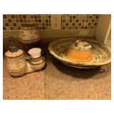 TEMPTATIONS SOAP DISPENSER, LARGE PLATE