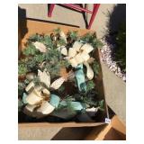 2 PROFESSIONAL DONE DECORATIONS