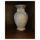 LENOX VASE W/ RIBBON DESIGN