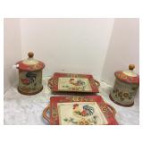 2 ROOSTER SERVING TRAYS AND 2 MATCHING CANISTERS