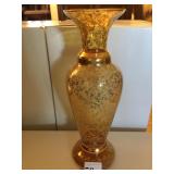 9.5" HAND BLOW GLASS VASE GOLD FLOWER DESIGN