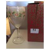 LENOX HOLLY PATTERN GLASSES 4 PER BOX