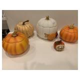 GROUP OF PUMPKINS