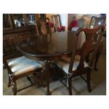 ETHAN ALLEN OVAL DINING ROOM TABLE 62" X 43" W -