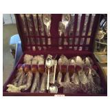 RODGERS BROS. IS PLATE FLATWARE SERVICE FOR 8