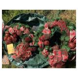 18" WREATH WITH 2 RUBBERMAID WREATH BAGS