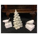 SET BIRD ON BOOKS BOOK ENDS AND WHITE CHRISTMAS