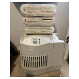 ESSICK AIR HUMIDIFIER