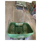 SCOTTS SPREADER