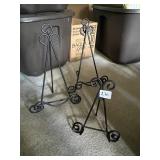 3 PICTURE/PLATE DISPLAY