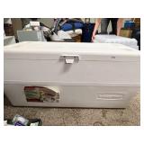 RUBBERMAID 150 QT, 250 LB., 40" W, ENORMOUS