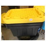 2 TOTES WITH LIDS 12GAL