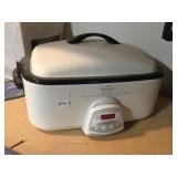 RIVAL ROASTER WITH THREE CHAFER INSERTS