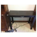 40" W X 18" D X 28" H DESK W/ CENTER DRAWER