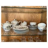 JAPANESE MANNAS KUTANI TEA SET, 5 CUPS/SAUCERS, 6