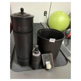 BATHROOM SET IN BRONZE, WASTE CAN, SCRUBBER, SOAP
