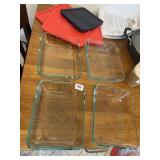 PYREX 8X6X2, 4 TOTAL WITH LIDS