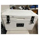 KULR WHITE LOCKING COOLER